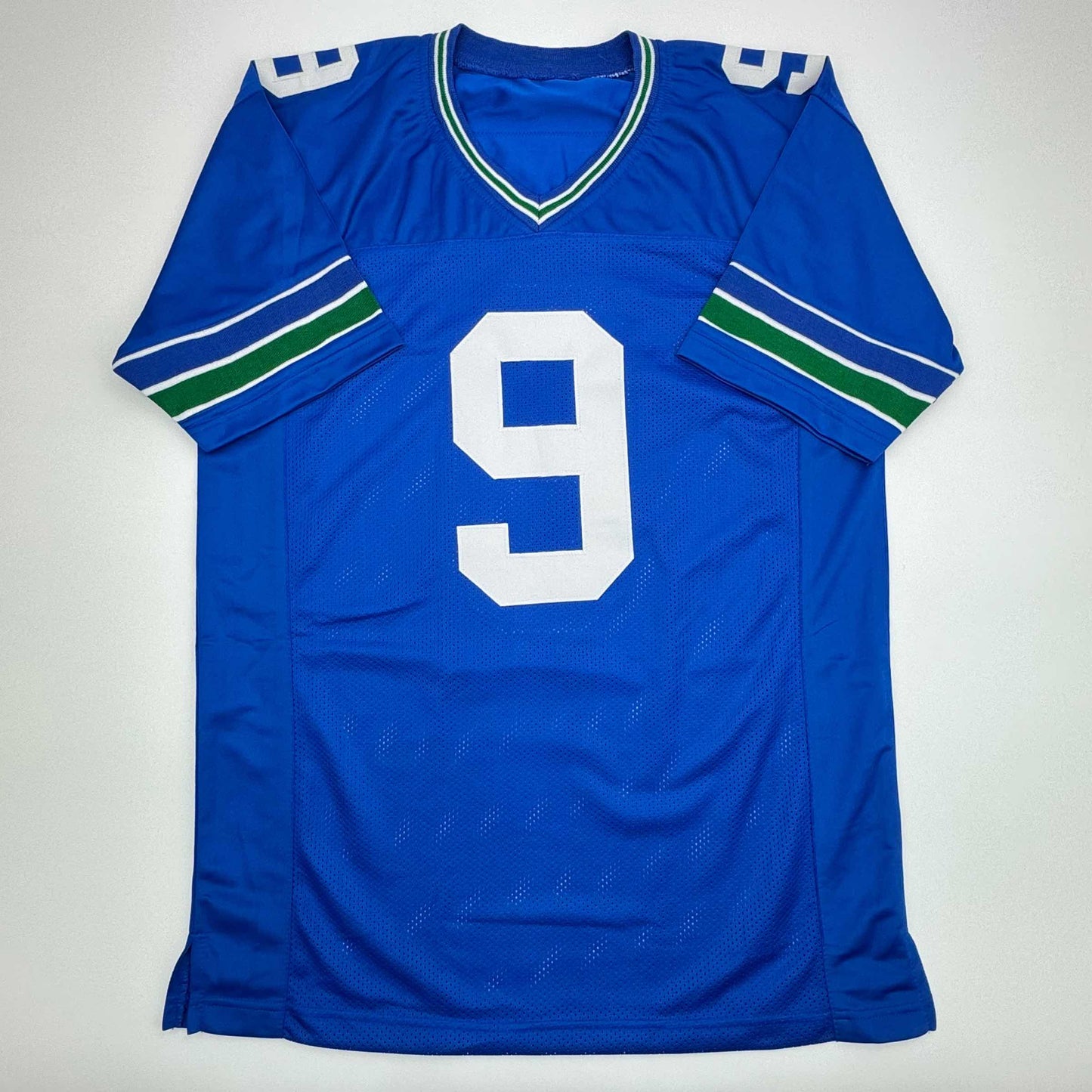 Autographed/Signed Kenneth Walker Seattle Retro Blue Football Jersey Beckett BAS COA