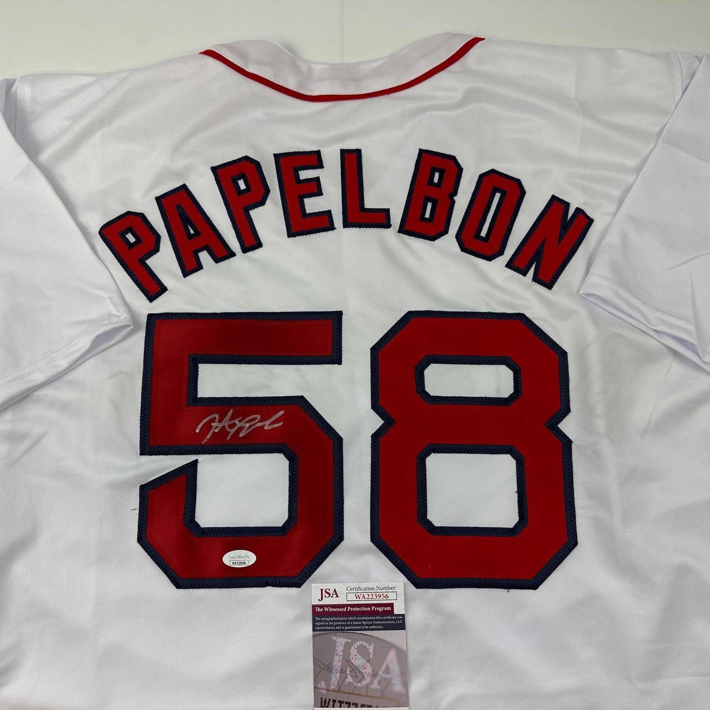 Autographed/Signed Jonathan Papelbon Boston White Baseball Jersey JSA COA