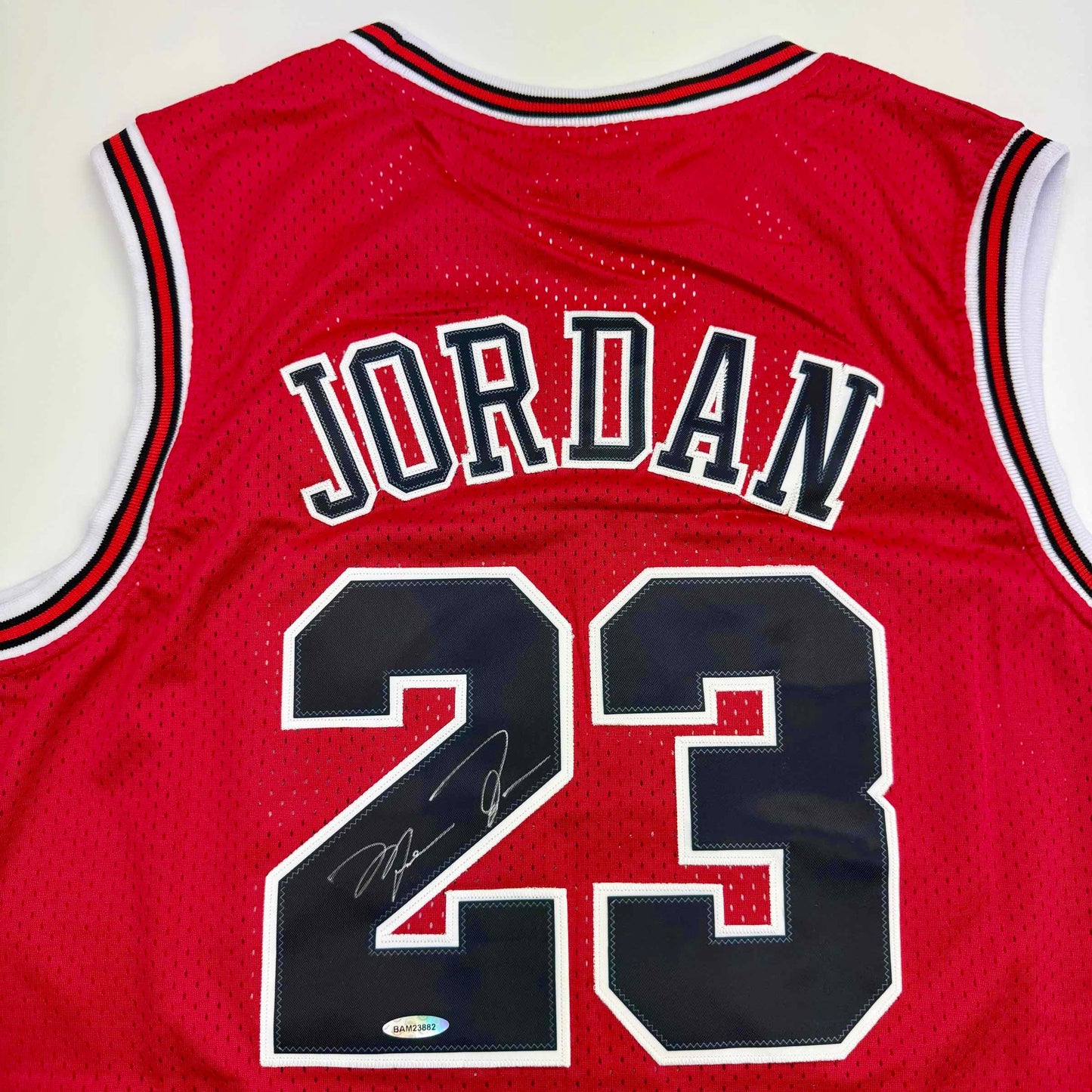 Autographed/Signed Michael Jordan Chicago Red Basketball Jersey Upper Deck UDA COA
