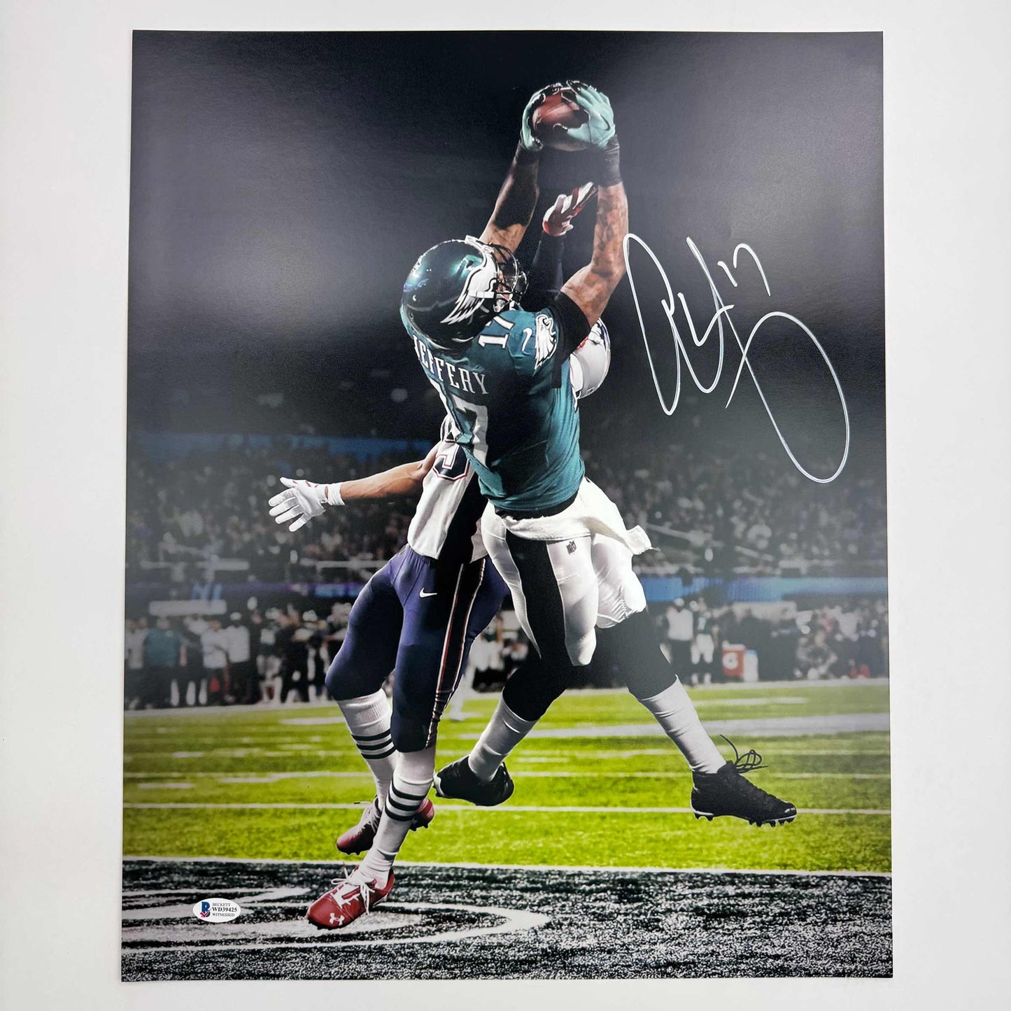 Autographed/Signed Alshon Jeffery Philadelphia Eagles Super Bowl LII 52 TD Catch 16x20 Football Photo Beckett BAS COA