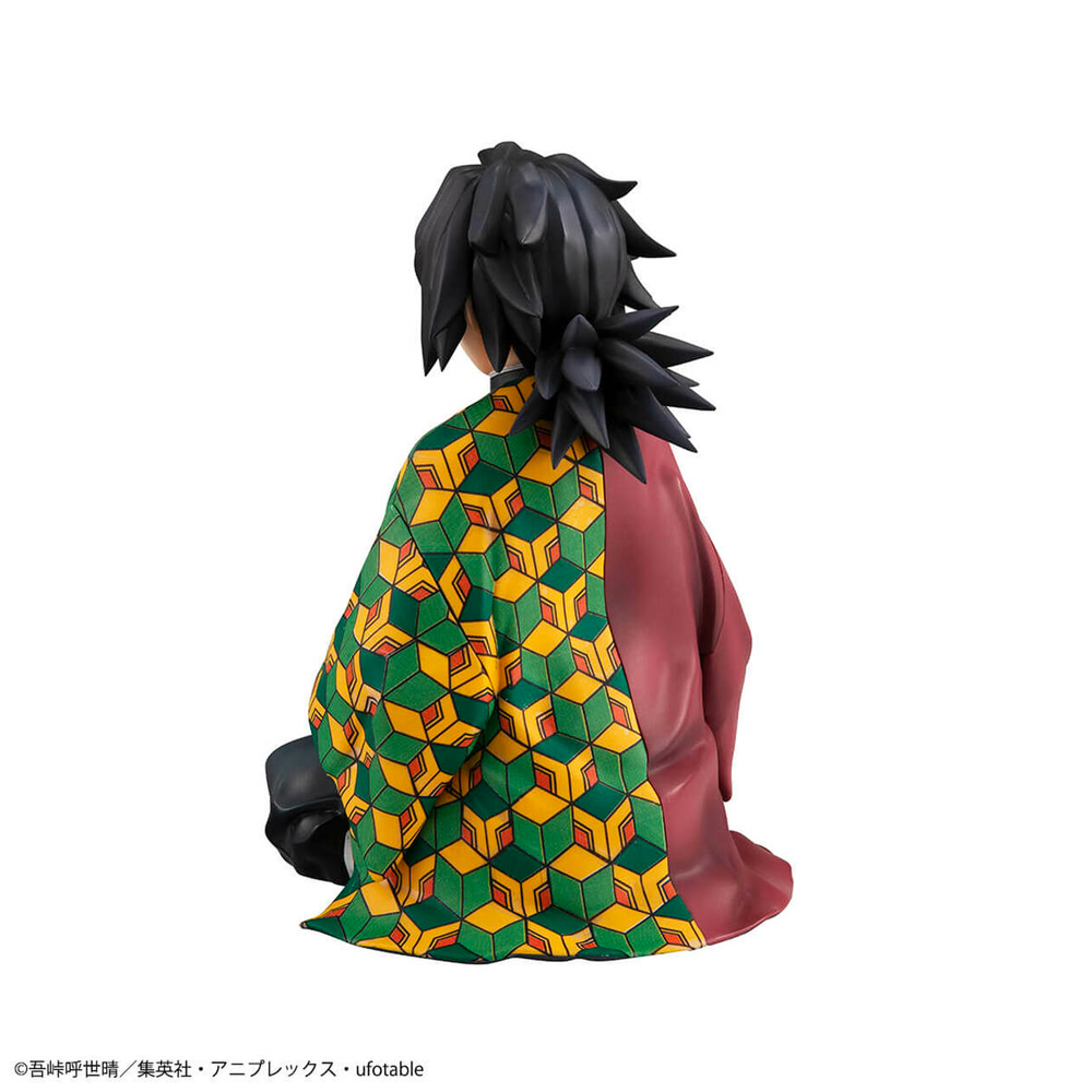 GEM Series: Demon Slayer: Kimetsu no Yaiba - Palm Size Giyu Tomioka Figure (With Gift) - Golden Apple Comics
