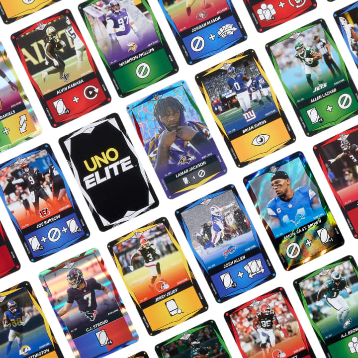 UNO: Elite NFL - 2025 Core Edition - Booster Set - Golden Apple Comics