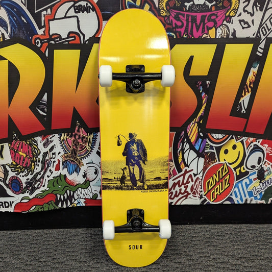 SOUR SOLUTION NISSE "DRIFTER" 8.125" COMPLETE SKATEBOARD