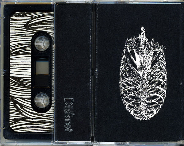 Kr Grauwacke – Corpse Flower Cassette