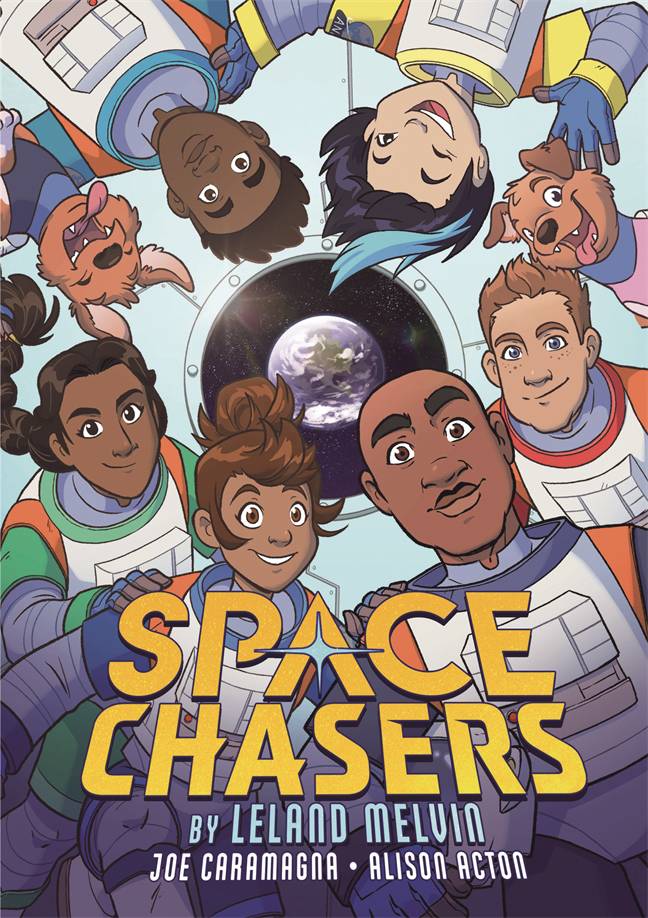 Space Chasers Hc Gn Vol 01 (02/05/2025) First Second Books