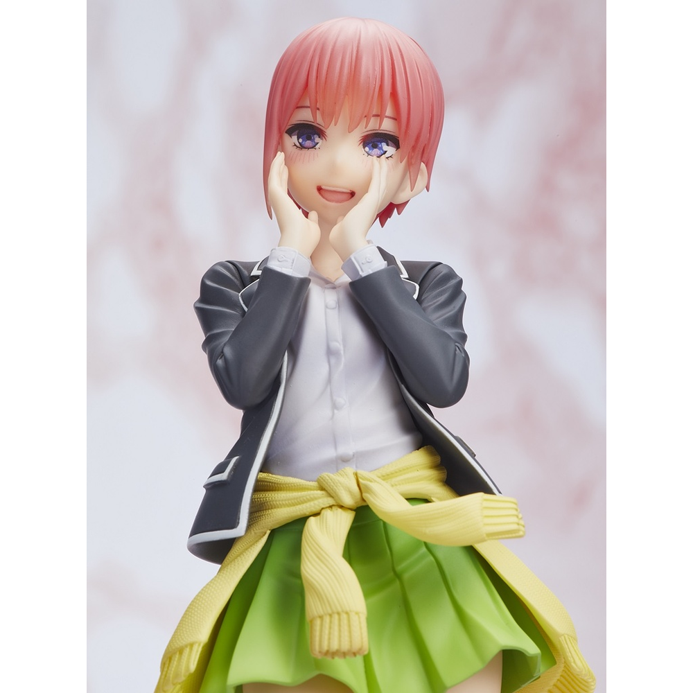 Taito: The Quintessential Quintuplets - Nakano Ichika (Uniform Ver.) Coreful Figure - Golden Apple Comics