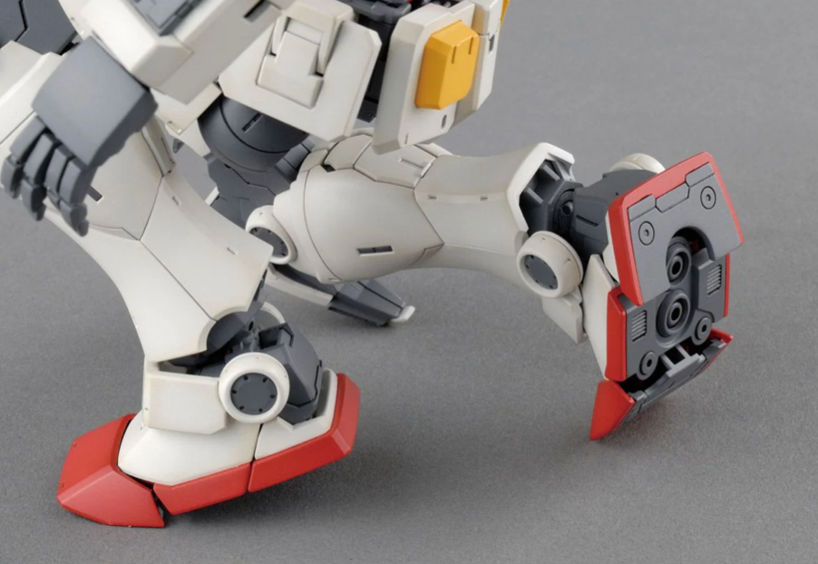 Bandai 2312363 1/100 MG RX-78-02 Mobile Suit Gundam The Origin