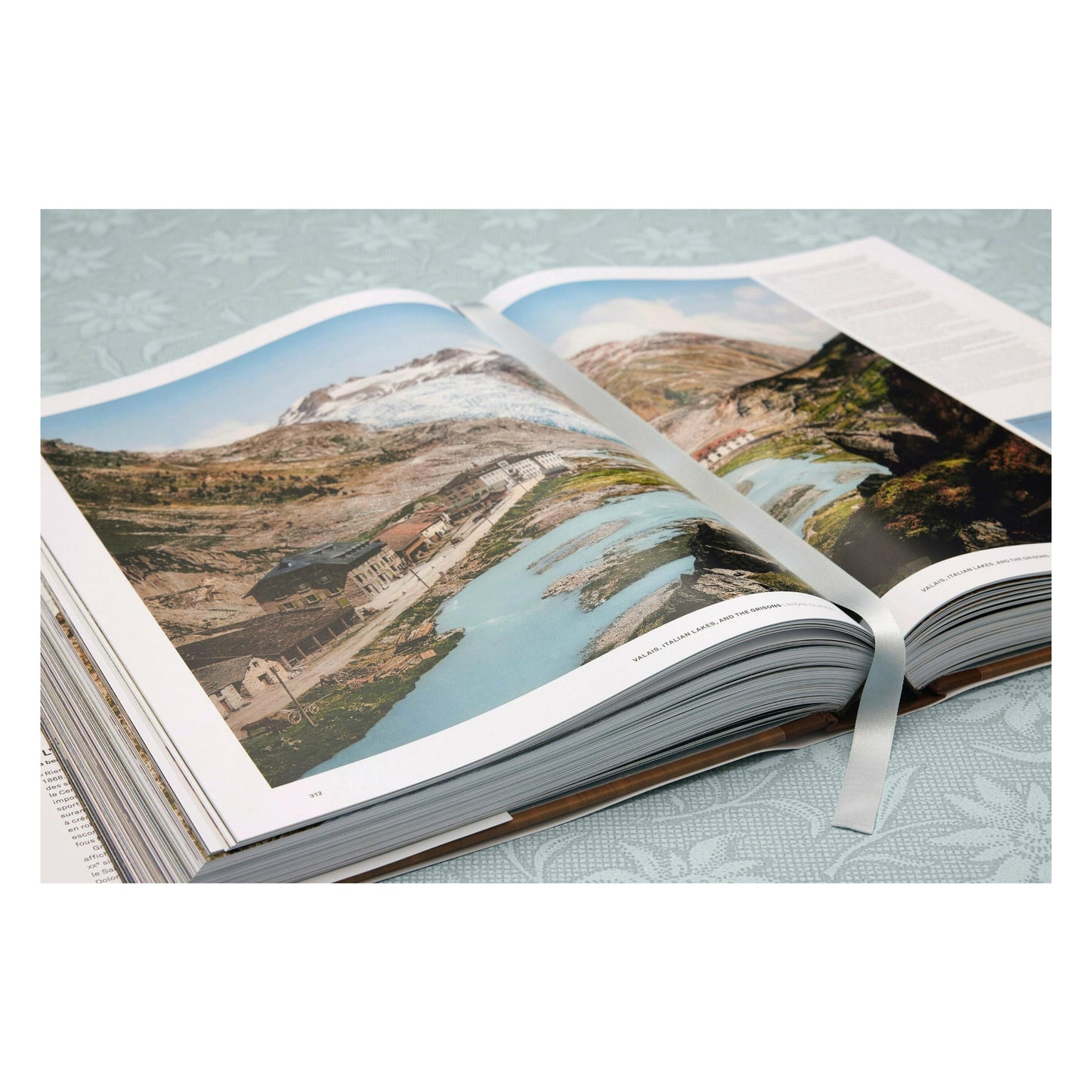 The Alps 1900. A Portrait in Color (German, French, English)