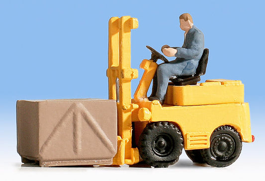Noch 16770 HO Scale Forklift w/Figure - Assembled -- Yellow