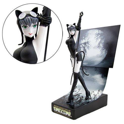 Catwoman Ame Comi Manga Variant Premium Motion Statue