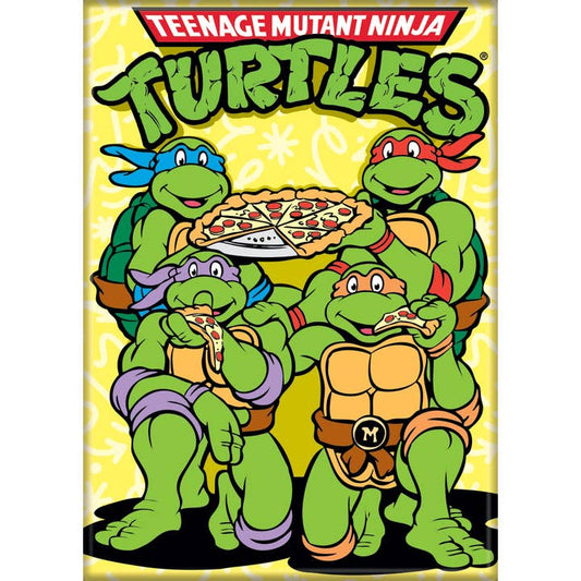Teenage Mutant Ninja Turtles: Team Eating Pizza with Logo Magnet