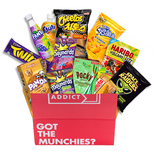 Deluxe Munch Box (15-18 Snacks)