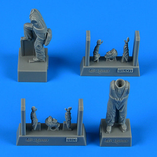 Aerobonus 480239 1/48 WWII Fokker G1 German Pilot & Radio Operator