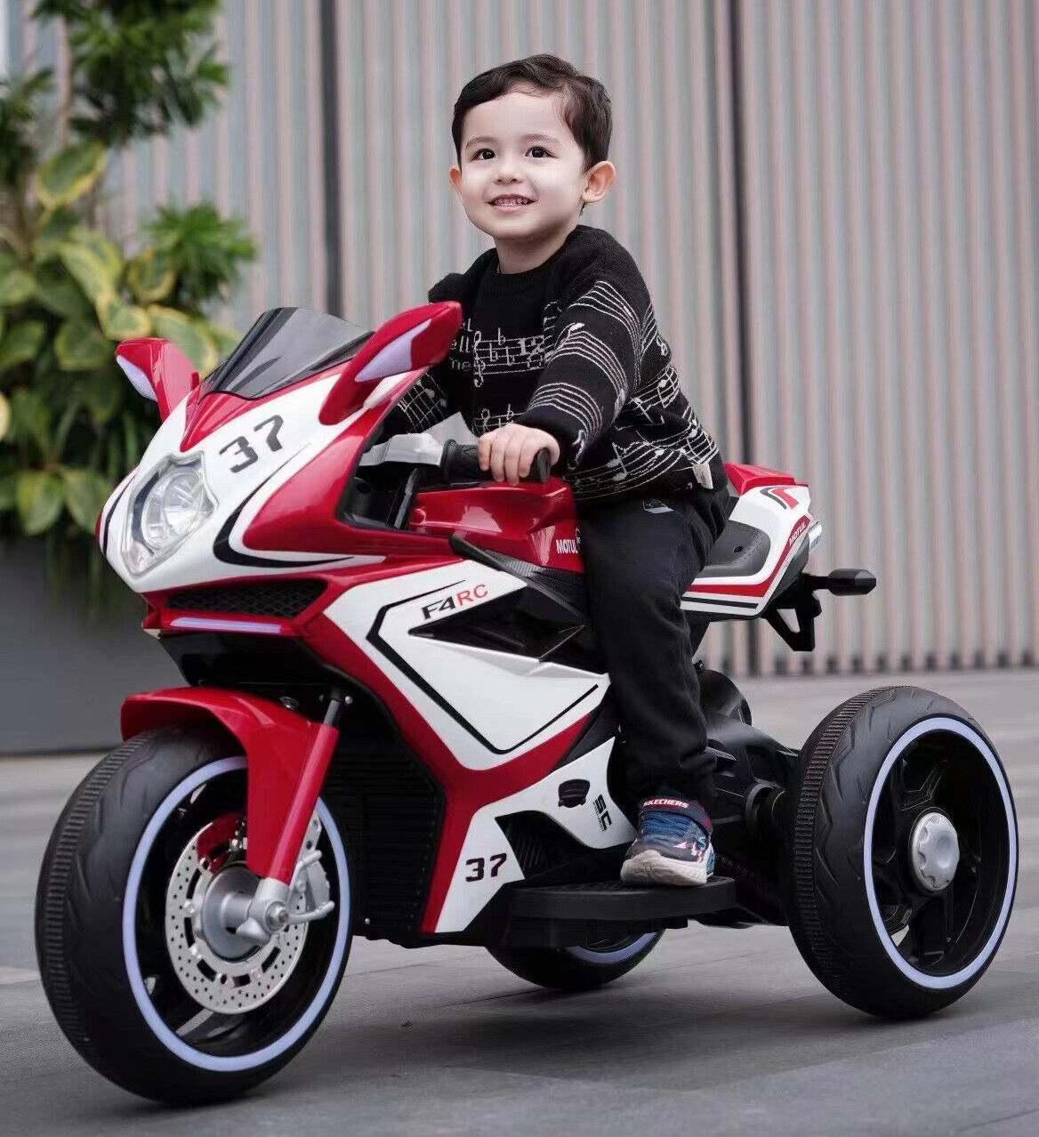 Interactive 6V Electric Ride-On Motorcycle for Kids with Music and Storytelling - One-Button Start Gift
