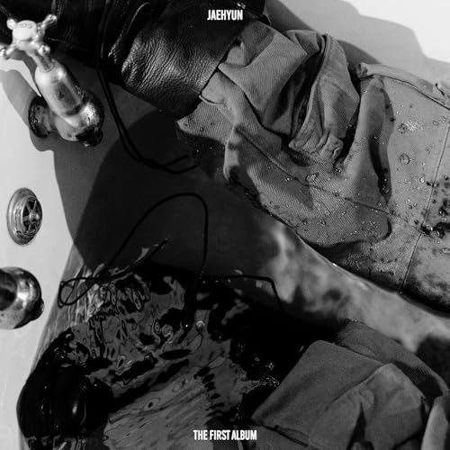 JAEHYUN - The 1st Album 'J' [J Ver.] (CD)
