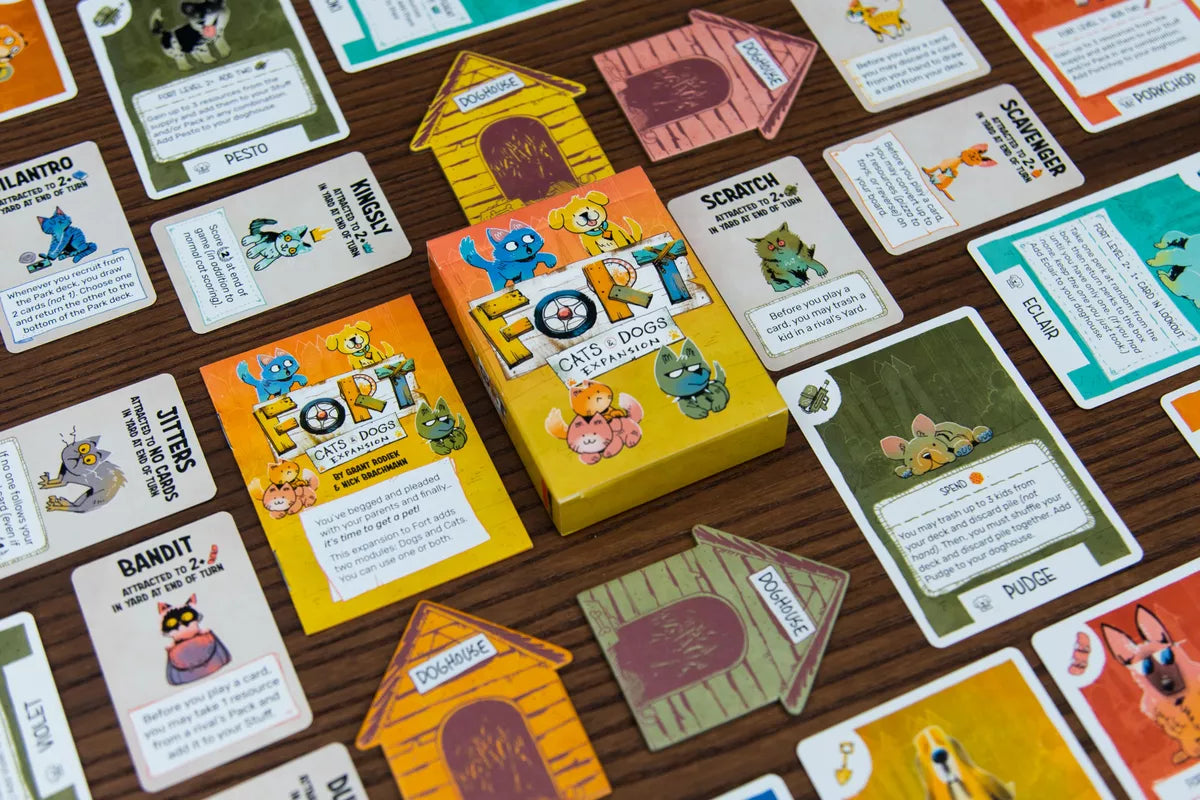 Fort - Cats & Dogs Expansion - Deckbuilding Card Game