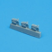Quickboost 32006 1/32 Revi 16B Gunsights (3)