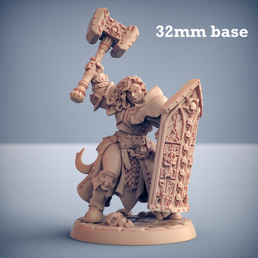 Requiem Templar: Sculpt F (Female Human Paladin) - Golden Apple Comics