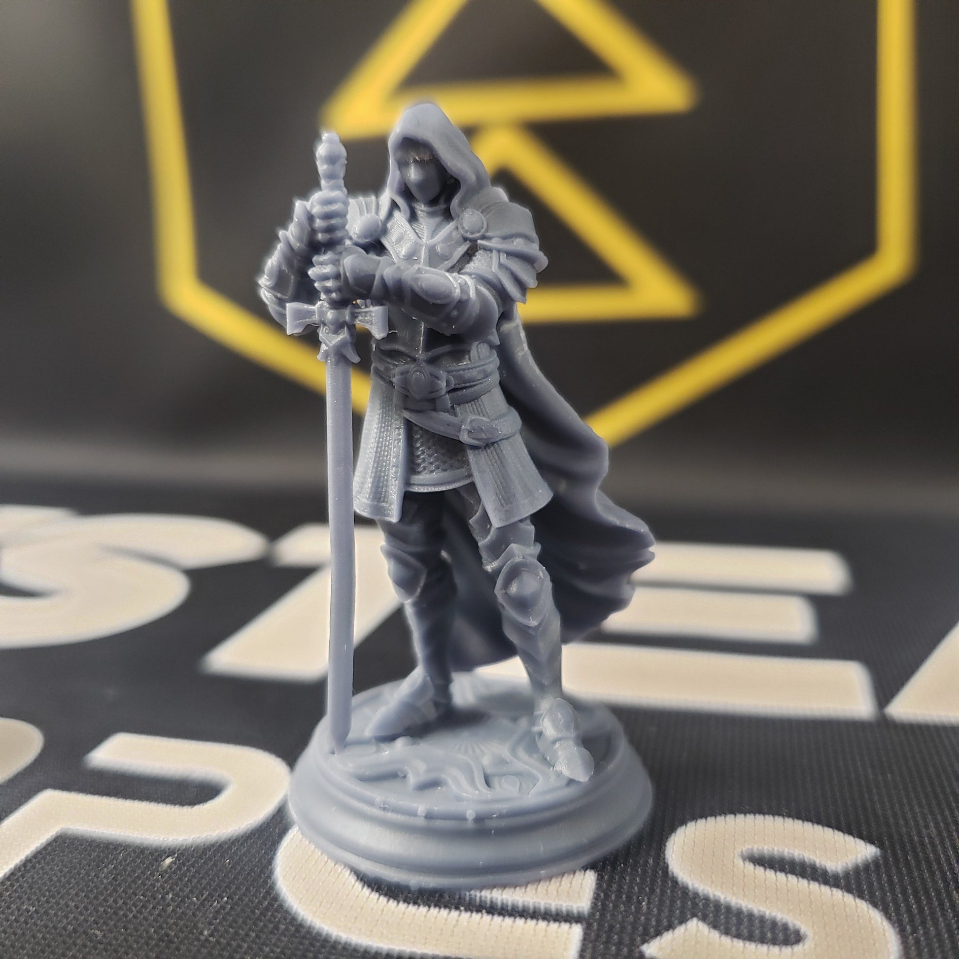Visage, The Faceless Knight (Male Undead Paladin) - Golden Apple Comics