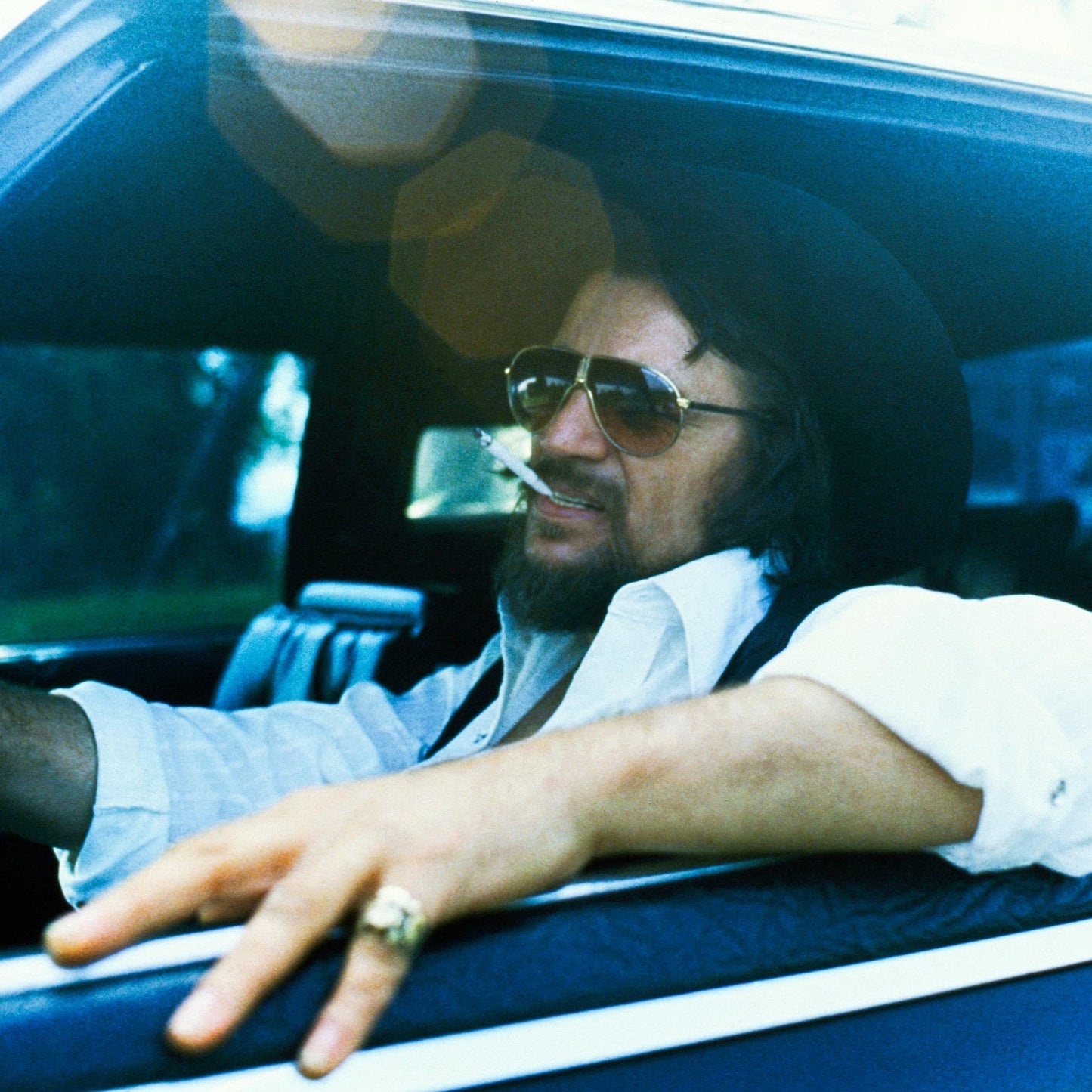 PRE-ORDER Waylon Jennings - Diamonds (Indie Exclusive) [Baby Blue Vinyl] [Vinyl]