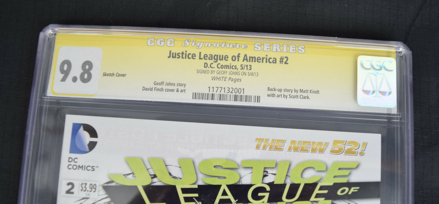 Justice League America 2 CGC SS 9.8 Signed Geoff Johns 1:100 Sketch Variant