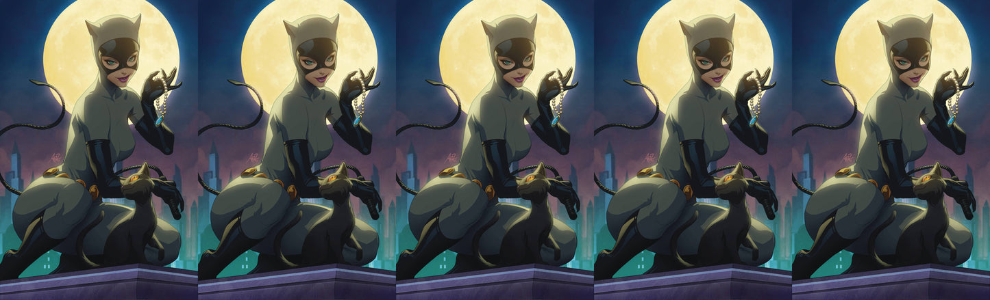 CATWOMAN #14 B Stanley Lau Artgerm Animated CARD STOCK Variant Year Of The Villain DARK GIFTS (08/14/2019) DC