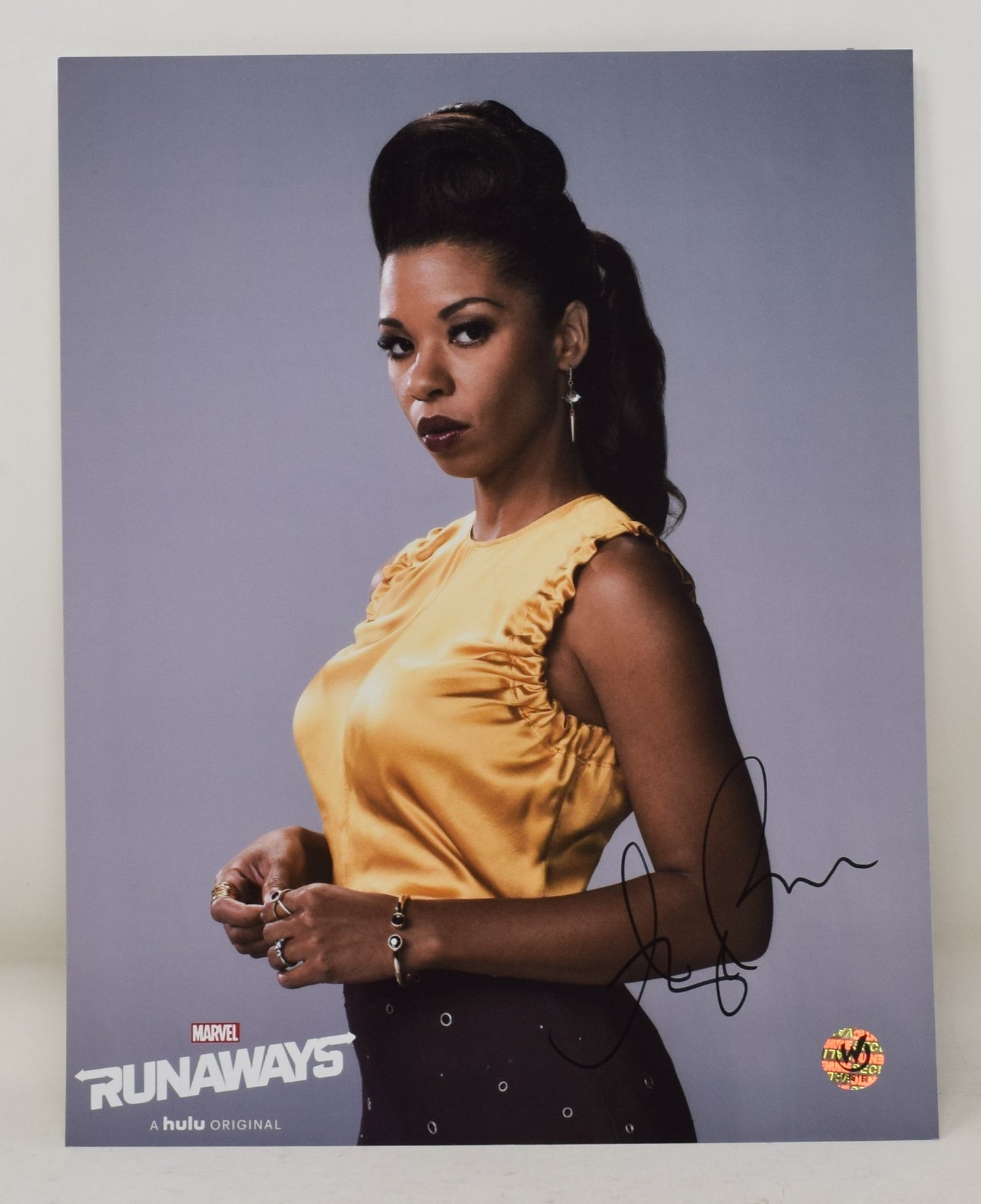 Angel Parker Runaways Marvel Hulu Signed Autograph 8 x 10 Photo COA